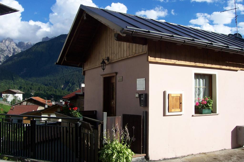 Fabbricato Indipendente Centro Apartment Lozzo Cadore ภายนอก รูปภาพ